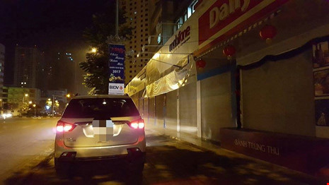 Chiếc xe của anh T. tại đường Nguyễn Chí Thanh