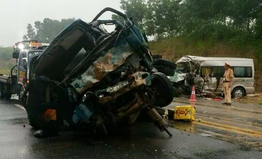 Hiện trường vụ tai nạn. Ảnh: Otofun.