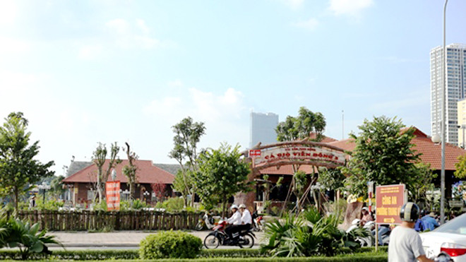 Nhà hàng ăn uống rộng hàng trăm mét vuông xây trái phép trên đất dự án