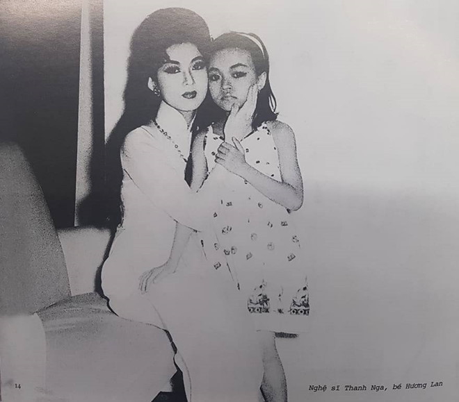 Showbiz 8/10: Danh ca Hương Lan chia sẻ ảnh chụp với cố nghệ sĩ Thanh Nga