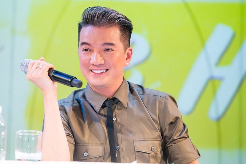 Showbiz 1/10: Đàm Vĩnh Hưng tiết lộ Lam Trường nhiều nhà nhất showbiz