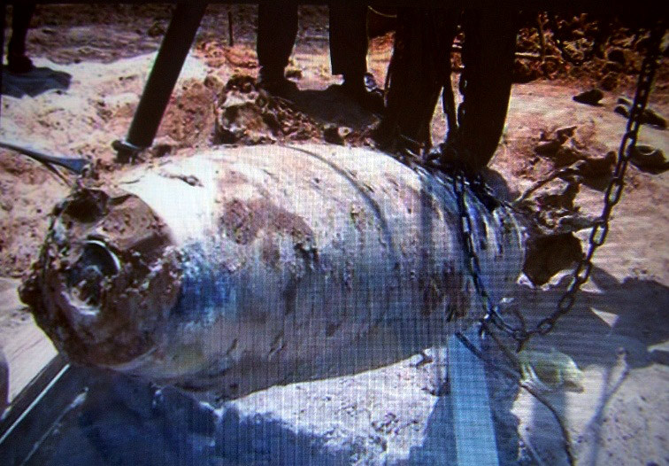 Quả bom sót lại sau chiến tranh.