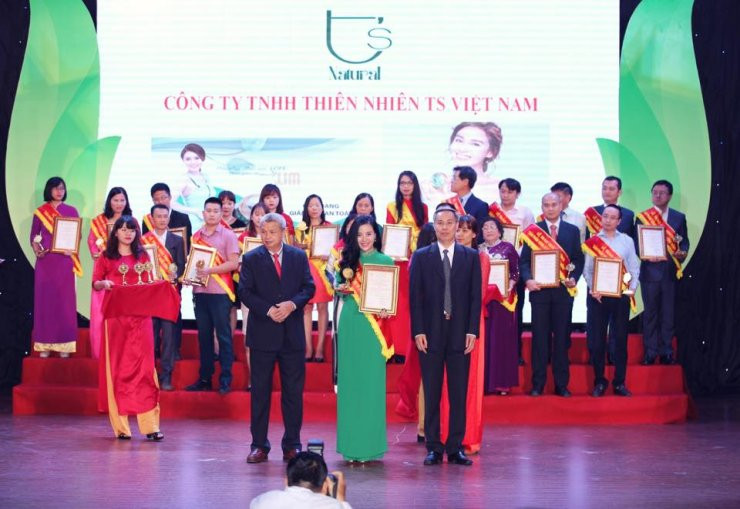 Doanh nghiệp sở hữu lô mỹ phẩm 11 tỷ bị thu giữ từng đoạt nhiều giải thưởng