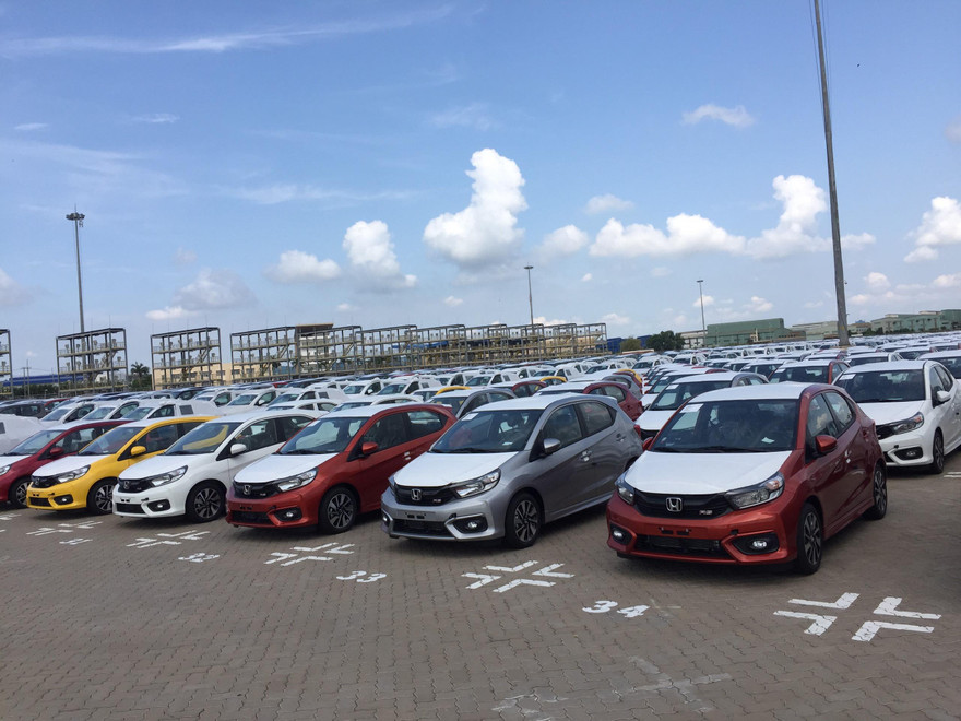 Khách hàng mua một chiếc Honda Brio bản G sẽ phải trả tổng chi phí khoảng 490 triệu đồng 