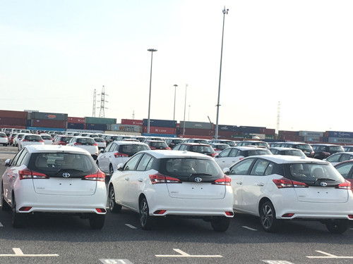 Ô tô nhập khẩu về cảng Tân Vũ, Hải Phòng. Ảnh: Tuấn Nguyễn