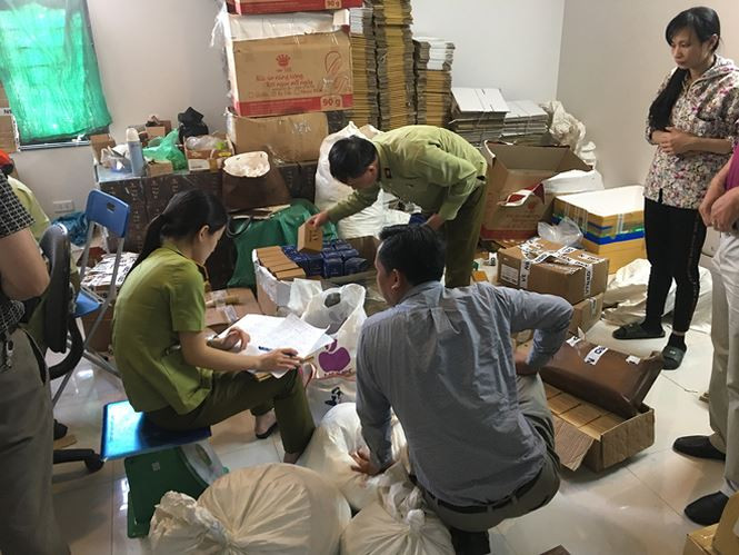 Tình trạng buôn bán thuốc lậu vẫn đang là vấn nạn nhức nhối ở các thành phố lớn như Hà Nội, TP. Hồ Chí Minh