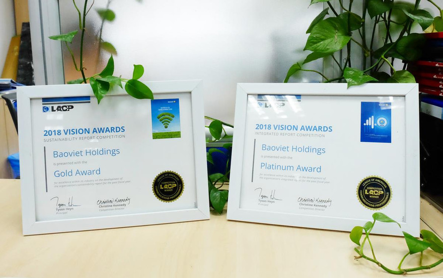 Giải thưởng do LACP trao tặng 