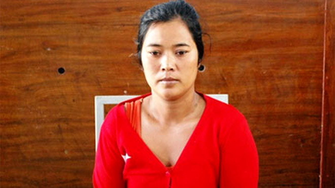 Chủ cửa hàng ngủ quên, nữ quái "ẵm" hàng trăm triệu đồng