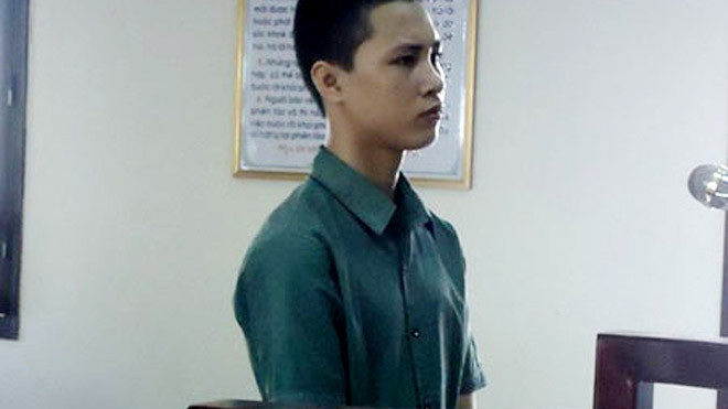 Bị cáo Tùng trước vành móng ngựa