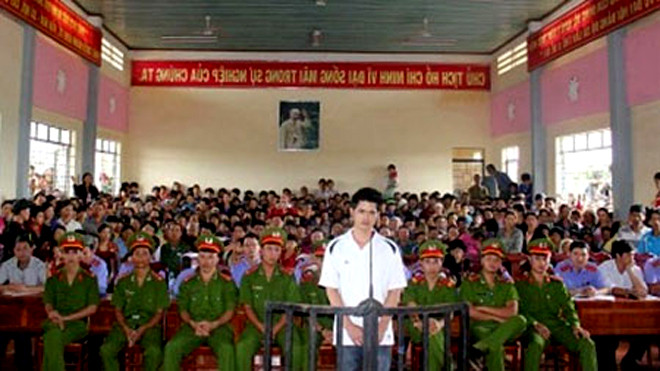 Đàm Ngọc Duy tại tòa