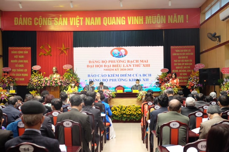 Đại hội Đảng bộ phường Bạch Mai. Ảnh: Hiểu Minh