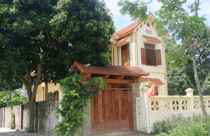 Một gia đình ở thôn Tu Mục 1 kinh tế khá giả nhưng có tên trong danh sách cận nghèo ở xã Yên Thọ do người thân làm cán bộ. Ảnh: Lam Sơn/VNE