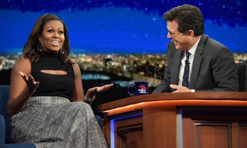 Đệ nhất phu nhân Mỹ Michelle Obama hôm 20/9 xuất hiện trong chương trình truyền hình "The Late Show With Stephen Colbert". Ảnh: CBS.