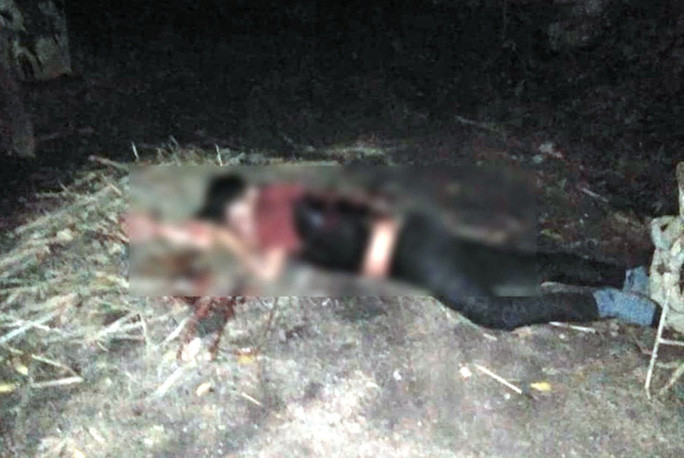 Hiện trường vụ án mạng chồng đâm chết vợ