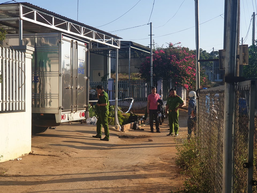 Lực lượng chức năng tổ chức khám nghiệm hiện trường