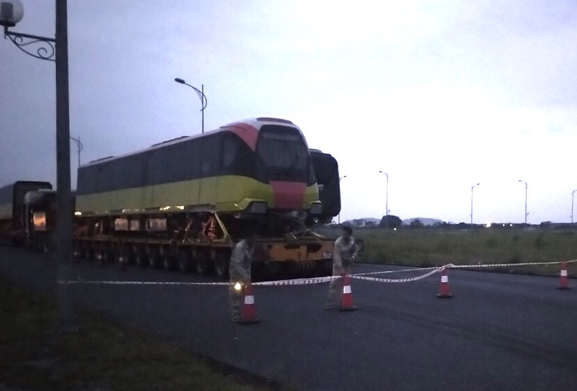 Tàu metro Nhổn - ga Hà Nội đã về đến Phủ Lý (Hà Nam) sáng nay