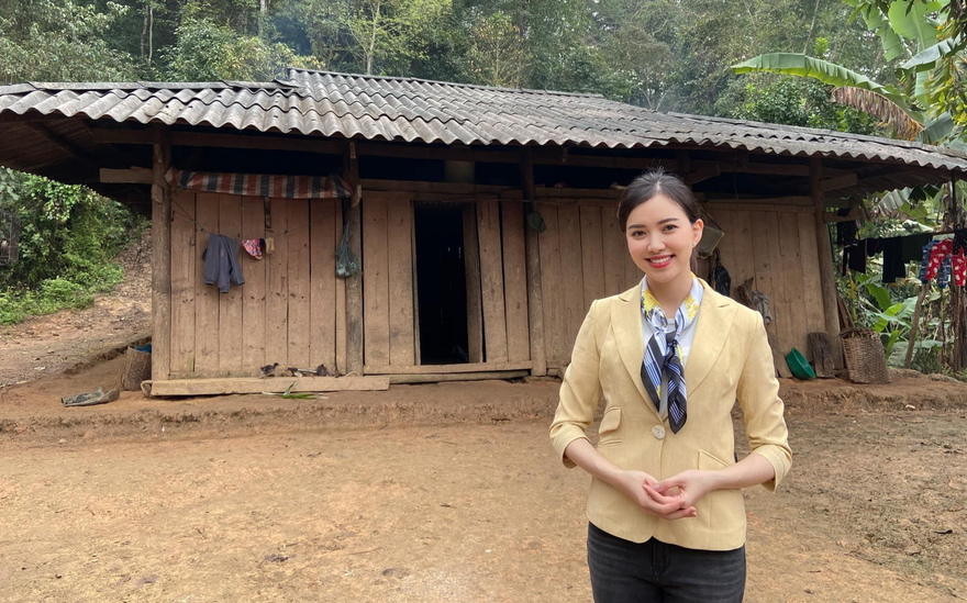 Người đẹp Hoa hậu Việt Nam Hà Thanh Vân tiết lộ kỉ niệm lần đầu tiên lên sóng VTV