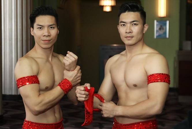 Anh em 'Hoàng tử xiếc Việt' được đề cử danh hiệu NSND