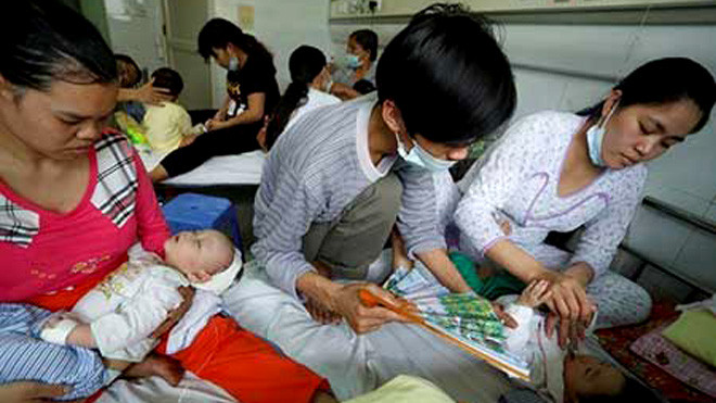 Điều trị sởi cho con đúng cách khiến trẻ tránh được nguy cơ tử vong