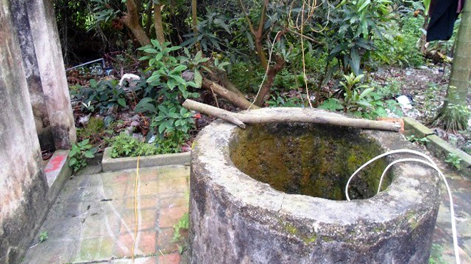 Bé gái 3 tháng tuổi bị vứt xuống giếng chỉ vì vợ nghi chồng quan hệ ngoài luồng? Ảnh minh họa