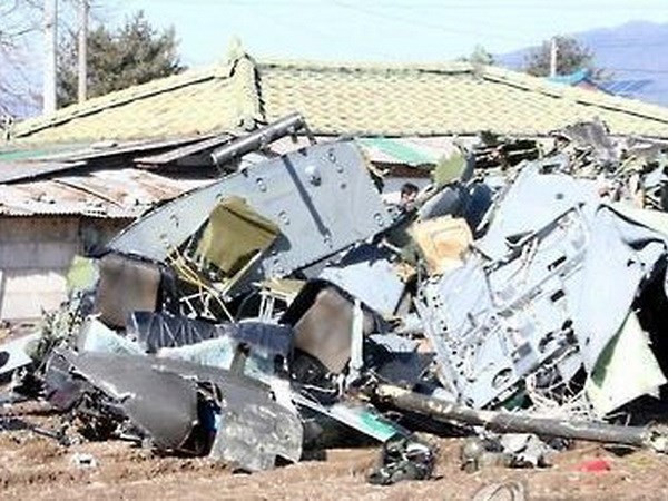 Hiện trường vụ rơi máy bay