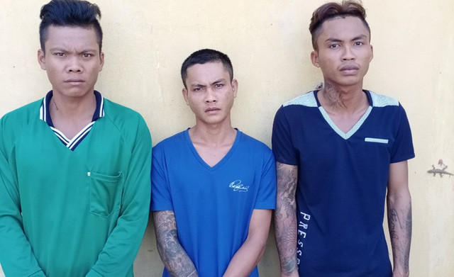 3 đối tượng ném "bom xăng" bị bắt