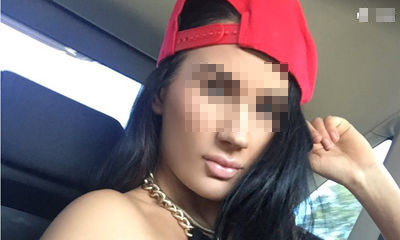 Ngôi sao khiêu dâm Aimee Spencer qua đời ở ttuooir 27 do bị đẩy từ cửa sổ xuống đất.