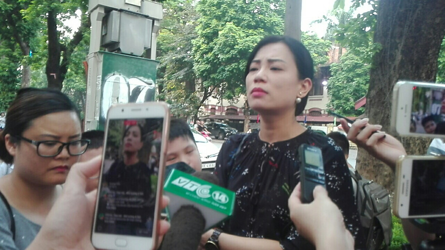 Vợ NSƯT Xuân Bắc hé lộ một số thông tin trong cuộc họp cả ngày 13/9 với Ban giám hiệu