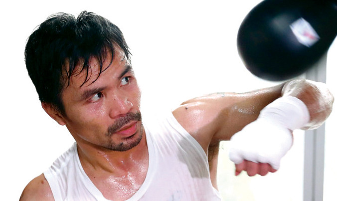 Pacquiao trước trận bảo vệ đai vô địch WBO hạng bán trung thế giới.