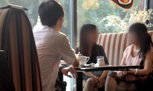 Một vụ mua bán trứng bị phát hiện ở Thâm Quyến năm 2012. Ảnh: China Daily.