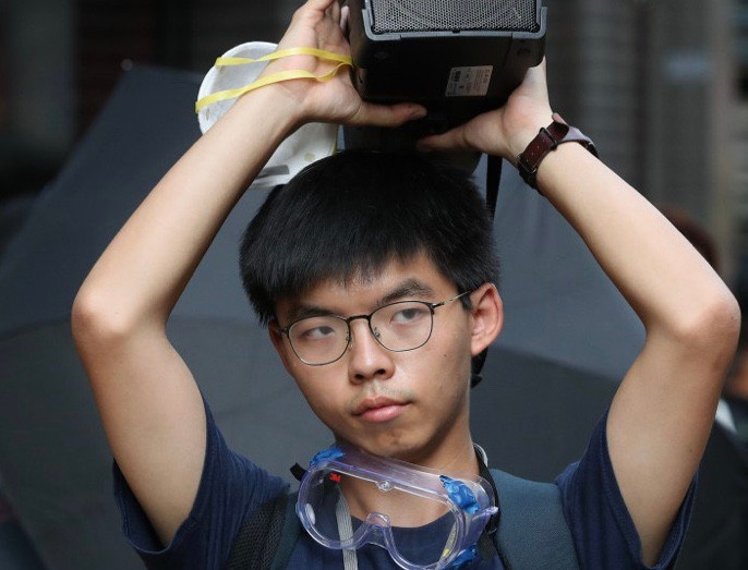 Josua Wong vừa bị bắt. (Ảnh: SCMP)