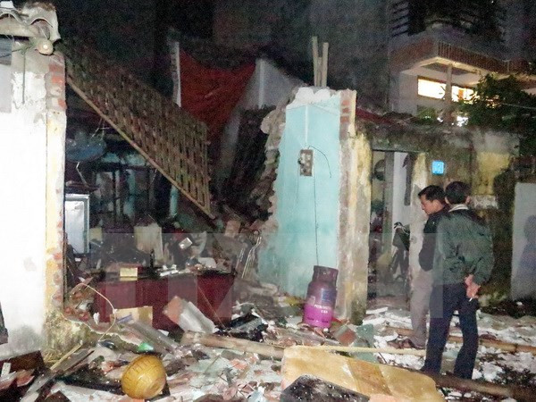 Hiện trường vụ nổ tối 14/10. Ảnh: Văn Đạt/TTXVN.