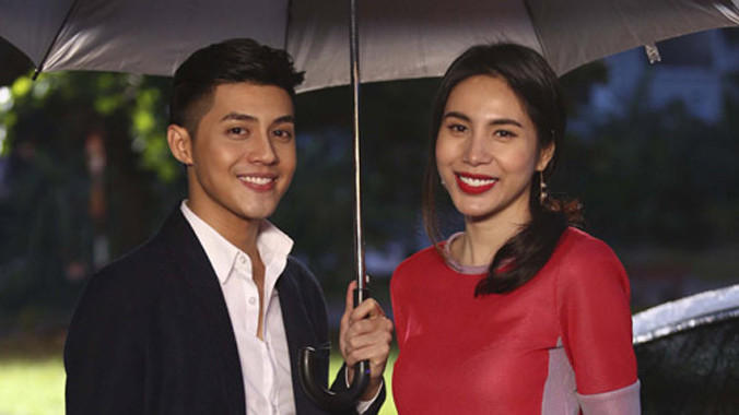 Noo Phước Thịnh và Thủy Tiên vào vai đôi tình nhân trong MV.