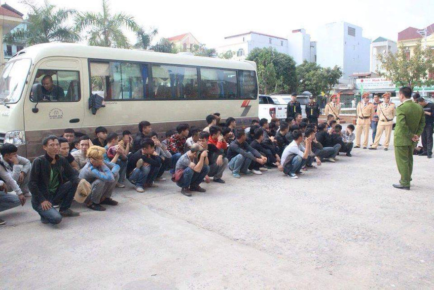 Các đối tượng tại cơ quan điều tra.