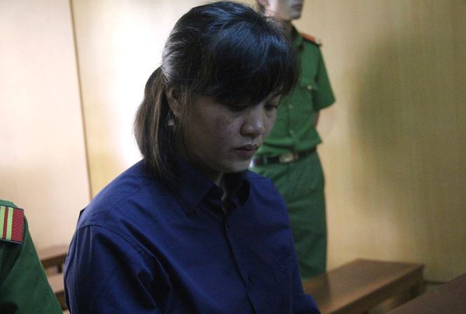 Hà Thị Ánh Sao tại phiên tòa. Ảnh: Tân Châu