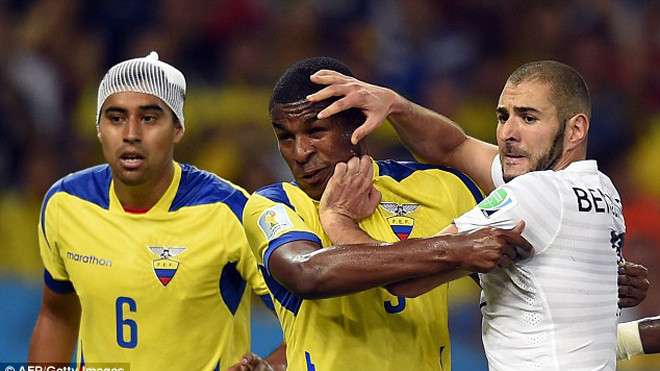 Pháp đã bị Ecuador cầm hòa 0-0