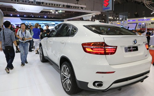 Việt Nam nhập kỷ lục 6.000 xe hơi trong tháng 6