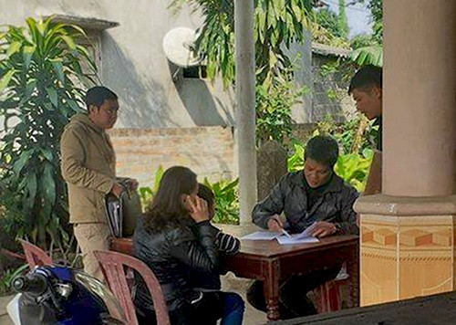 Cơ quan điều tra lấy lời khai người liên quan