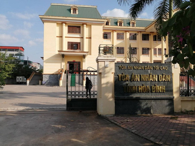 TAND tỉnh Hòa Bình thẩm định hồ sơ, không phát hiện tài liệu thể hiện Nguyễn Quang Huy bị truy nã