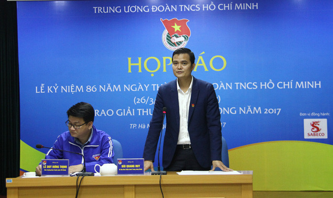 Bí thư T.Ư Đoàn Bùi Quang Huy thông tin về Giải thưởng Lý Tự Trọng năm 2017 tại buổi họp báo sáng ngày 16/3.