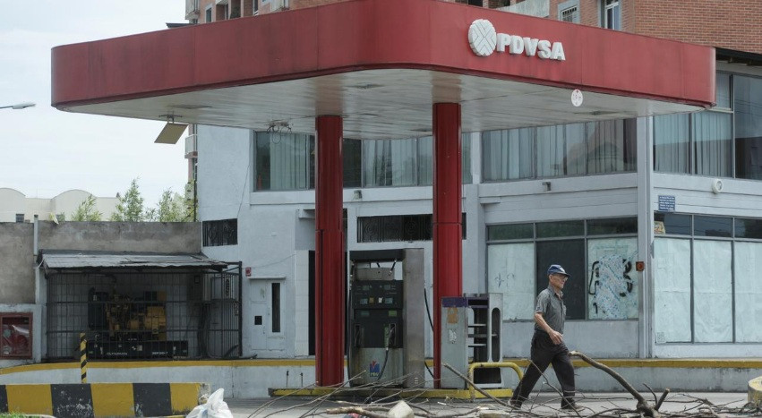 Một cây xăng bị bỏ không của PDVSA ở San Cristobal, Venezuela. (Ảnh: Reuters)
