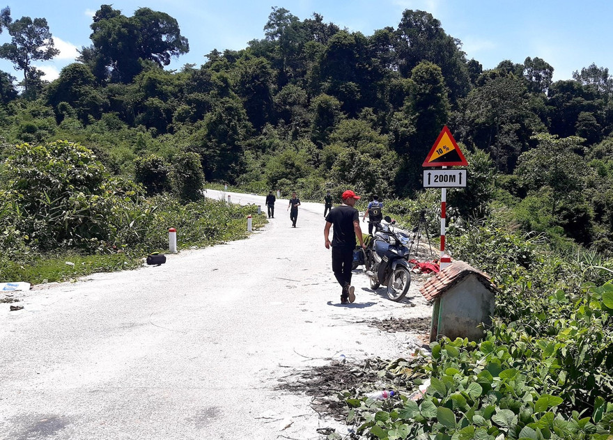 Nhiều người đã gặp nạn ở góc cua đoạn cuối đèo Ngọc Vin