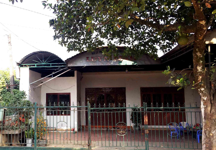 Nhà ông Nguyễn Hồng Luyn hiện không còn ai. Ảnh; Văn Ngọc 