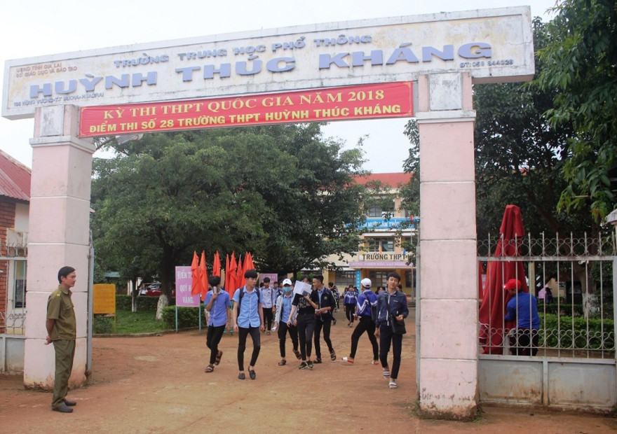 Điểm trường THPT Huỳnh Thúc Kháng nơi ông Mai Xuân Khiêm thi THPT Quốc gia