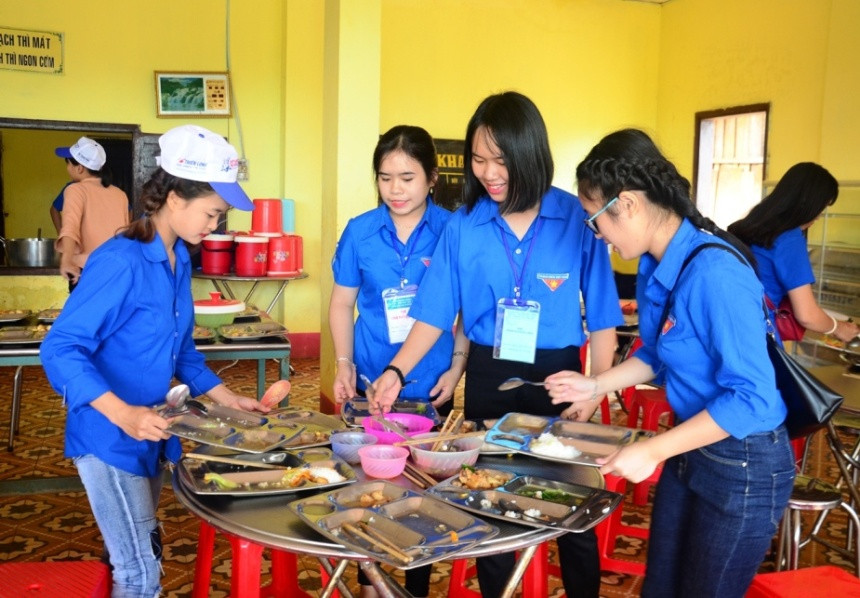 Gần 400 đoàn viên thanh niên tiếp sức mùa thi THPT Quốc gia 2018 tại Gia Lai