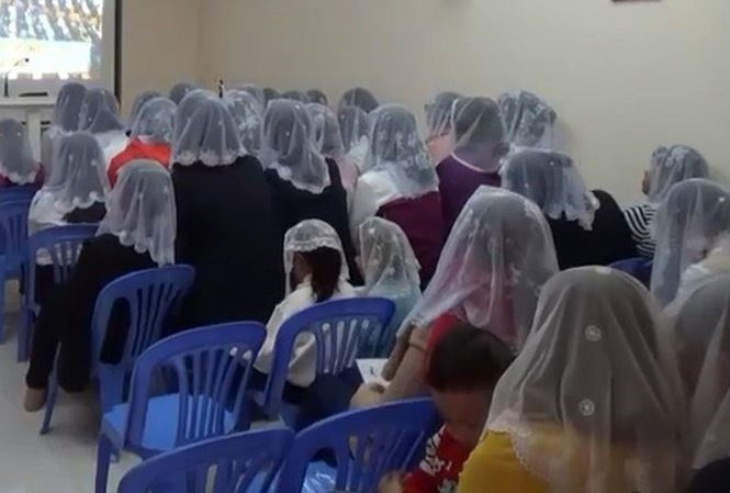 Sinh hoạt tại một tụ điểm "Hội thánh Đức Chúa Trời" (ảnh Luân Dũng)