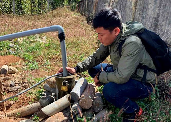 Giếng khoan và máy bơm nước tại Trạm Y tế xã Hòa Phú (huyện Chư Păh) đã được lắp đặt xong rồi mới mời thầu