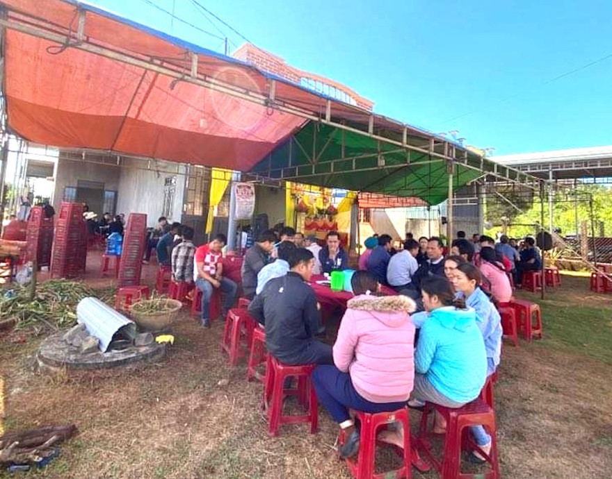 Gia đình tổ chức mai táng cho ông S.