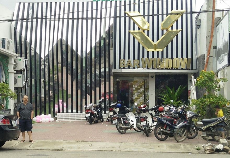 Quáng bar WinDow nơi xảy ra vụ án mạng