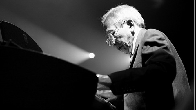 Sau 41 năm kết hôn, Nguyễn Ánh 9 mới có tiền mua nhẫn tặng vợ